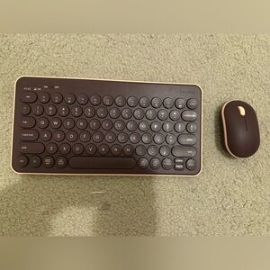 Heyday Wireless Keyboard and Mouse Set